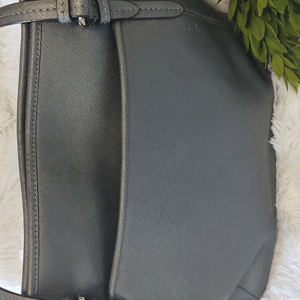 EUC Coach Town Tote Final Sale! - Picture 4 of 11